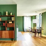 Domus Plinii 1792 Lejlighedshotel