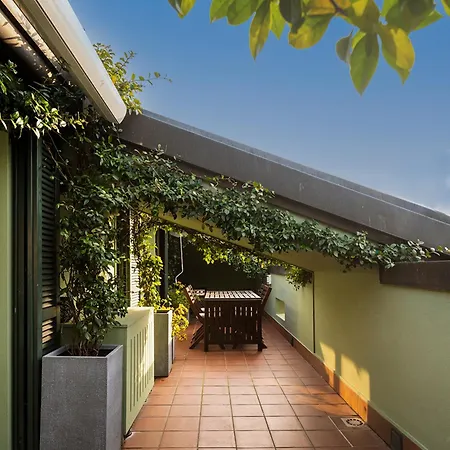 Apart-hotel Domus Plinii 1792 Faggeto Lario